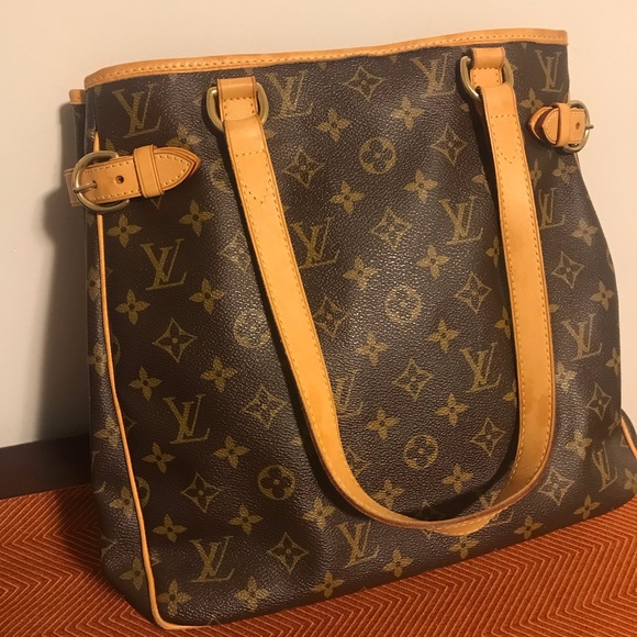 Louis Vuitton Handbags - Authentic Louis Vuitton Batignolles Monogram Tote